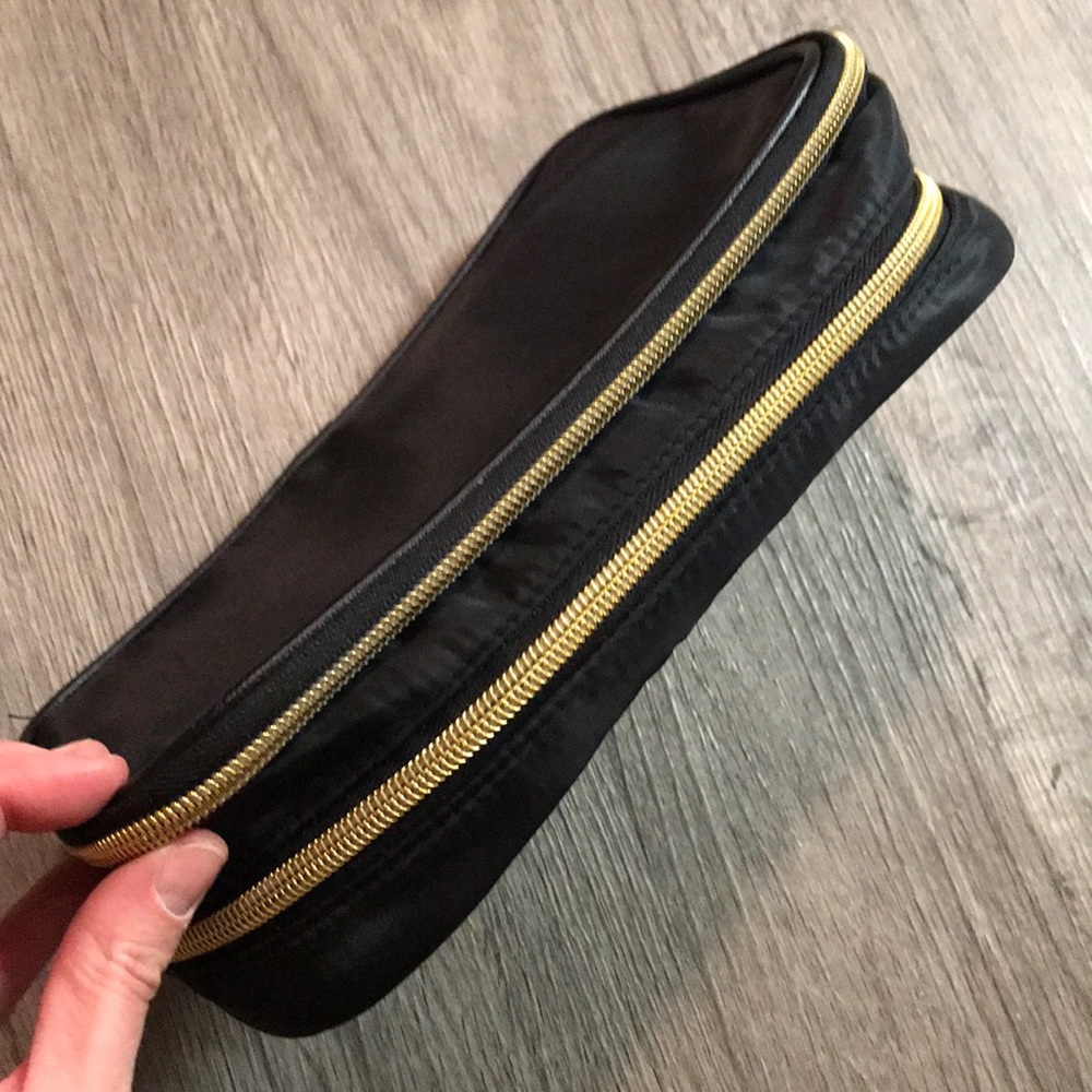 Kestrel Black Makeup Bag